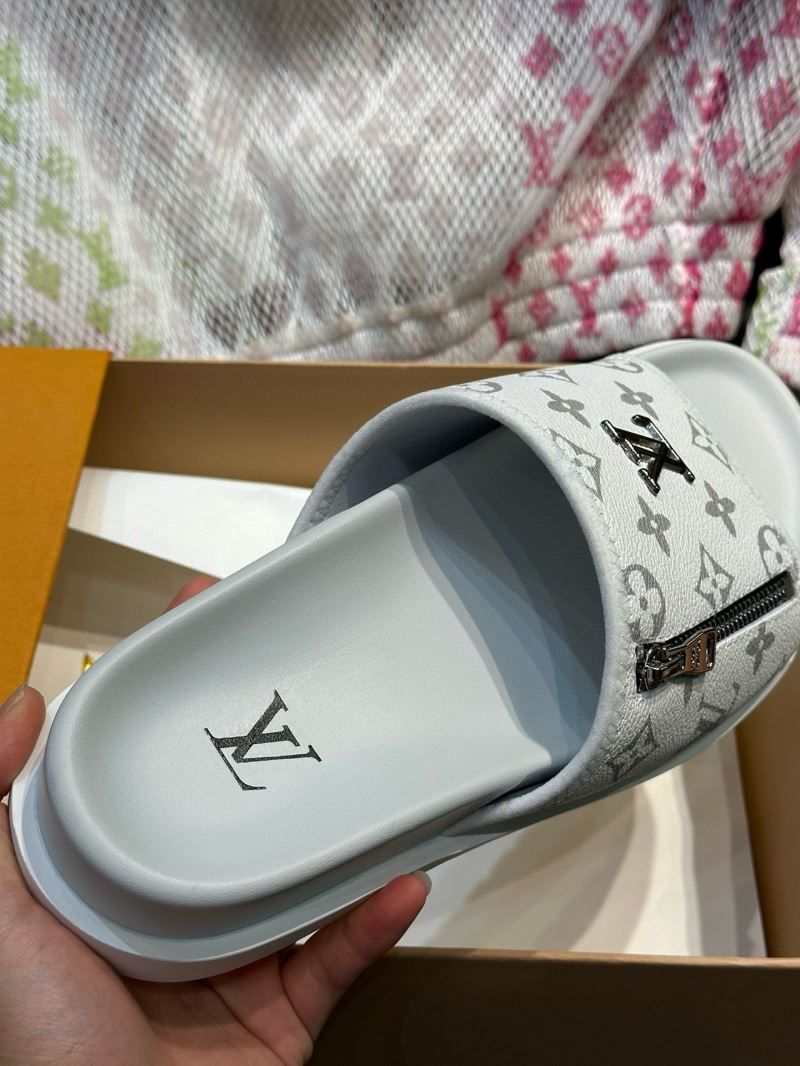 Louis Vuitton Slippers